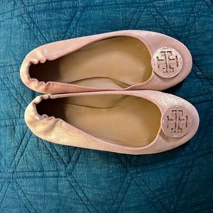Tory Burch Reva Ballet Suede Metallic-Rose Gold